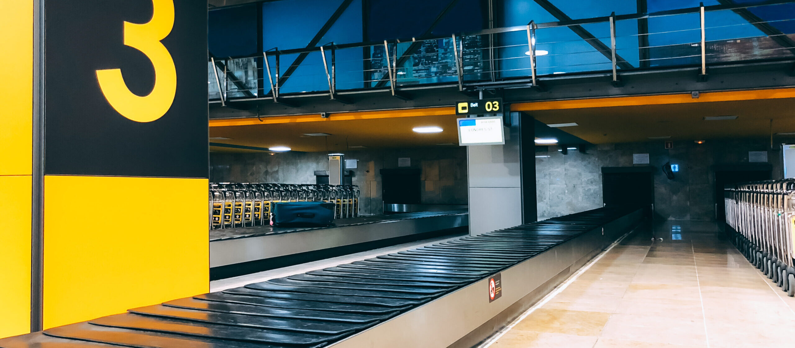 Baggage carousel at a airport terminal